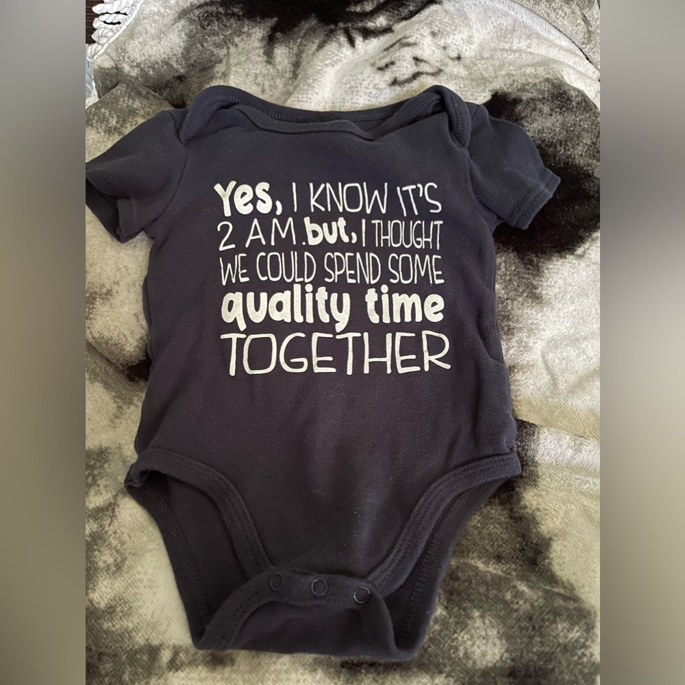 6/10$ Monkey Bars cute/funny onesie bodysuit size 12 months